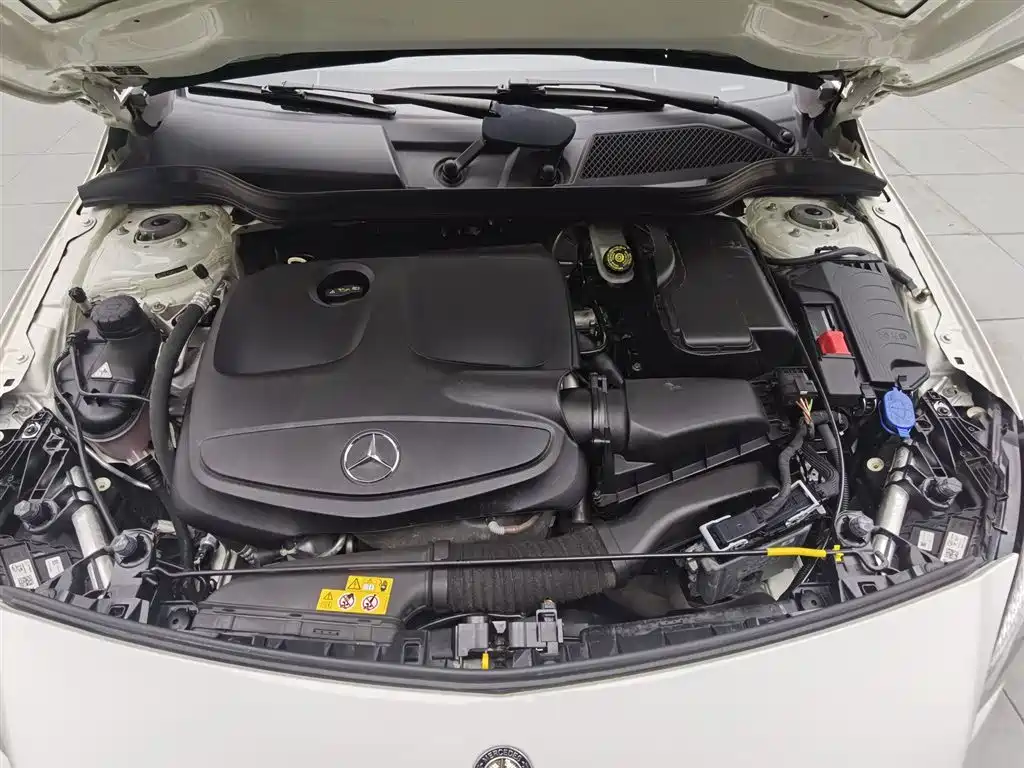 Mercedes-Benz A-Class 2018 — фото 6