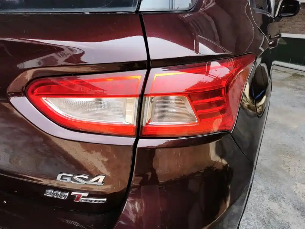 GAC Trumpchi GS4 2015 — фото 19