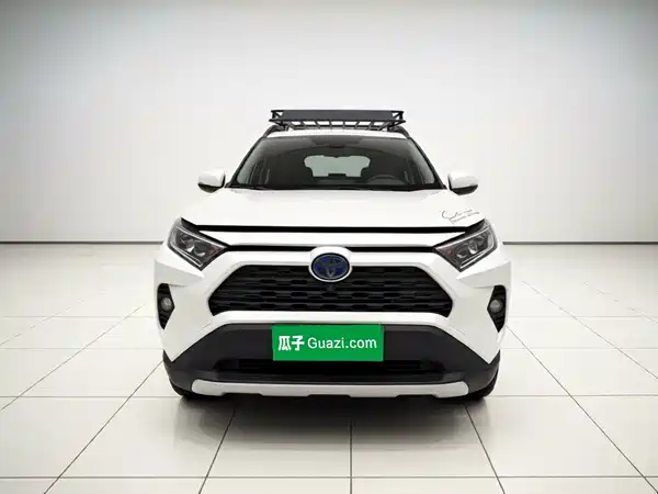 Toyota RAV4 2021