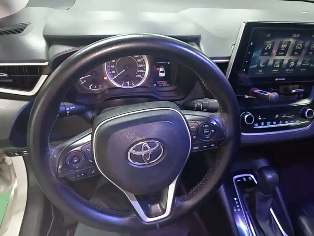 Toyota Corolla 2019 — фото 11