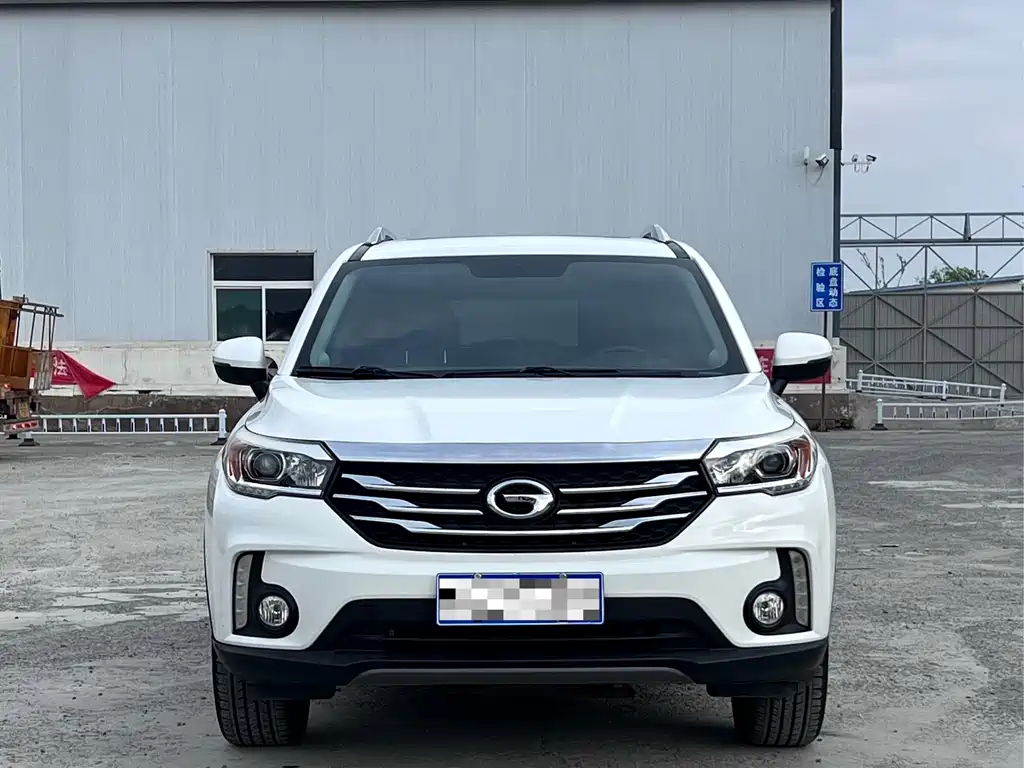 GAC Motor Trumpchi GS4 2016 — фото 2