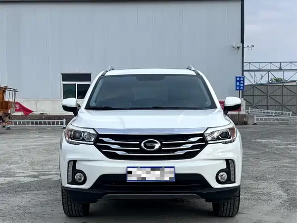 GAC Trumpchi GS4 2015