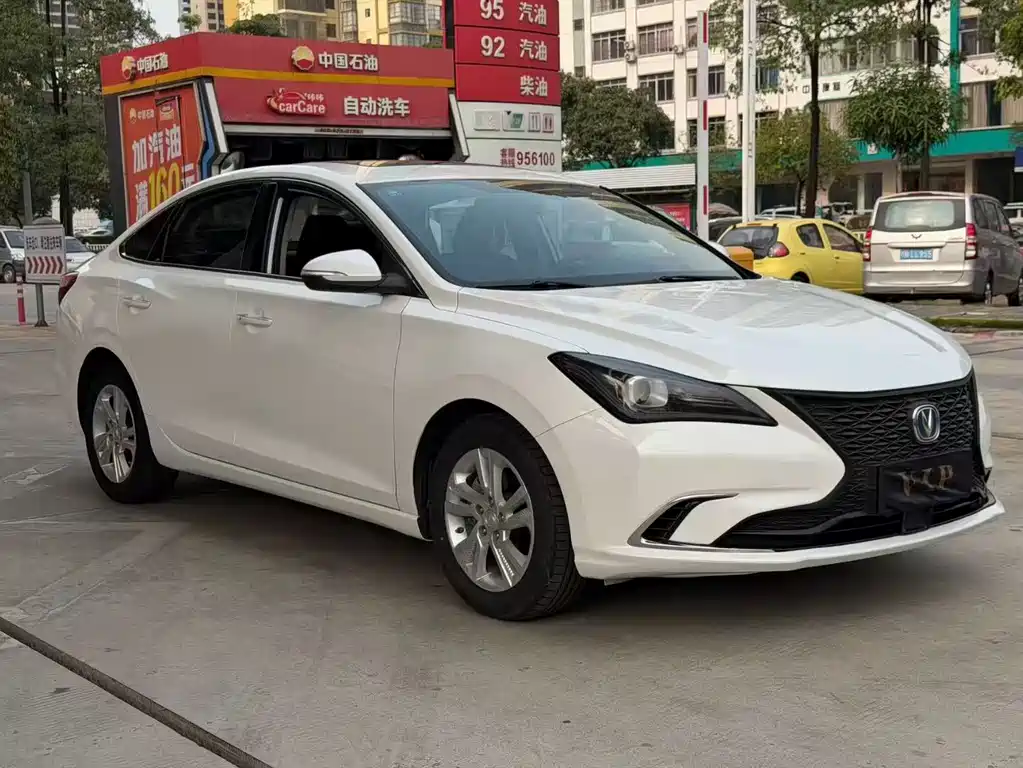 Changan Eado 2020 — фото 3