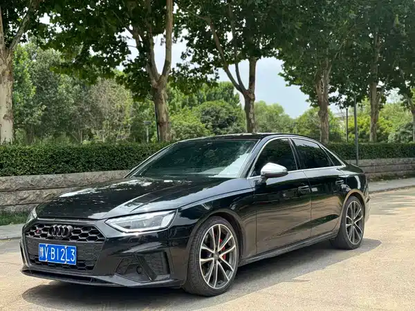 Audi S4 2021