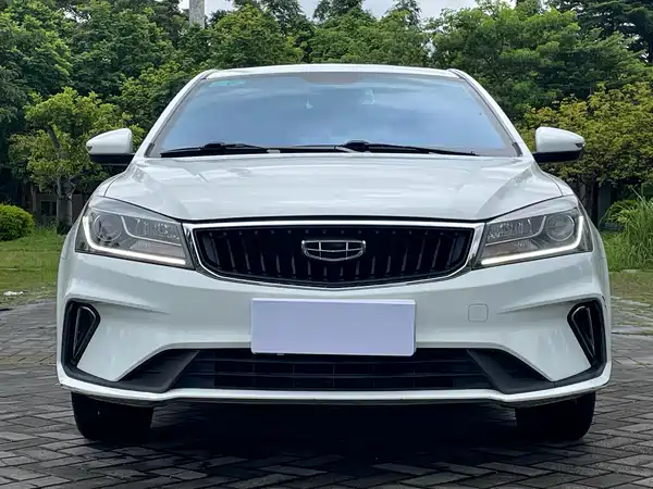 Geely Emgrand 2021