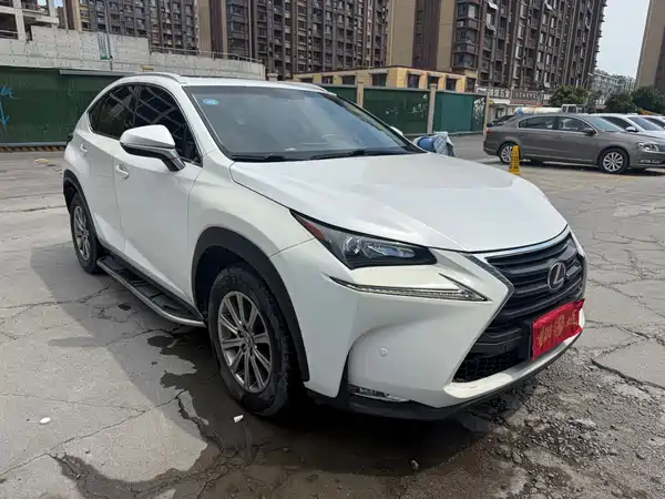 Lexus NX 2015