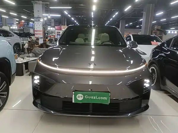 Li Auto L6 2024
