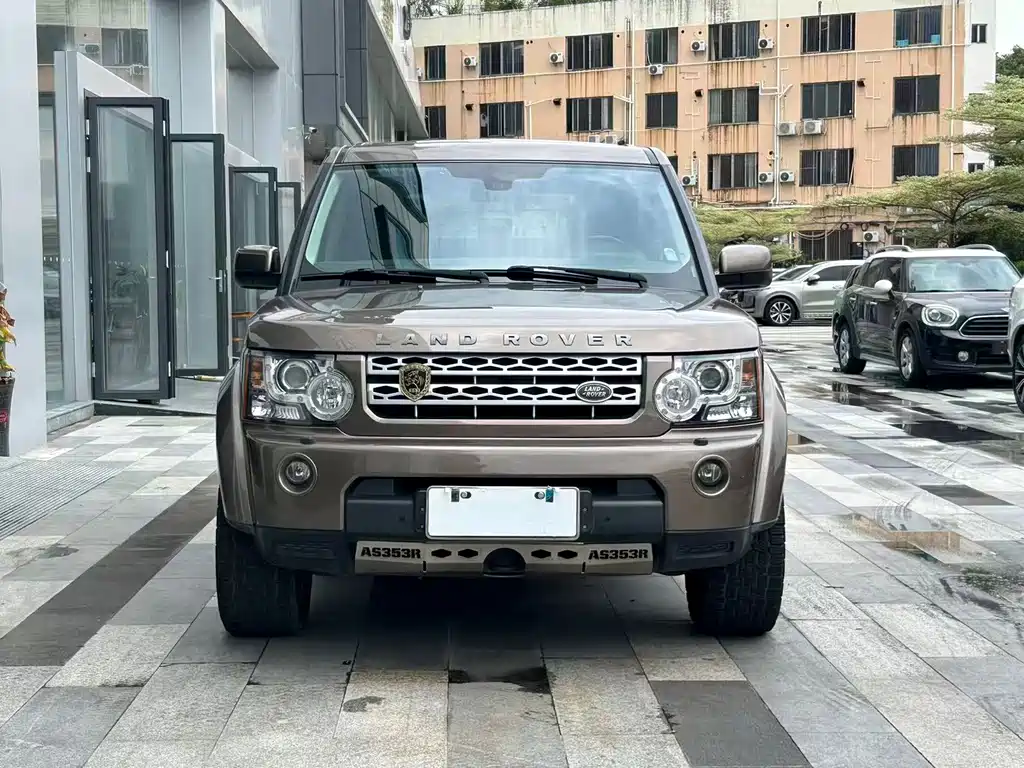 Land Rover Discovery 2012 — фото 22