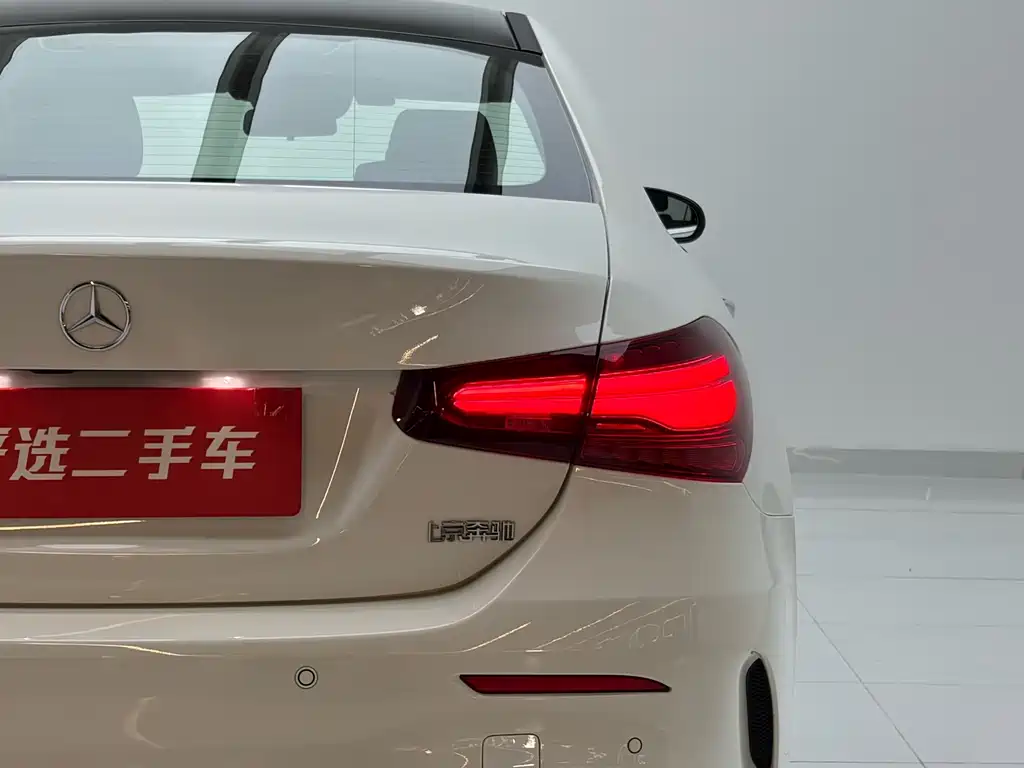 Mercedes-Benz A-Class 2024 — фото 15