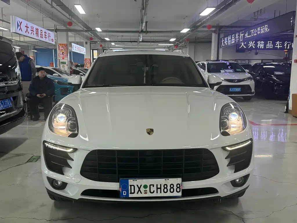 Porsche Macan 2018 — фото 2
