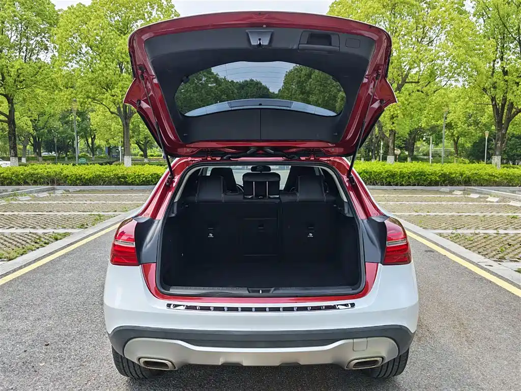 Mercedes-Benz GLA 2018 — фото 9
