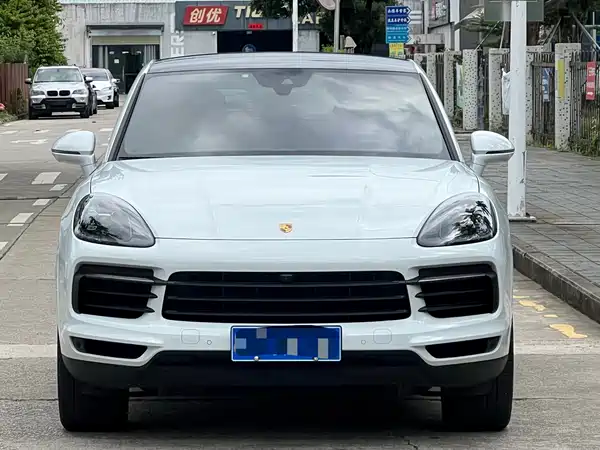Porsche Cayenne 2023