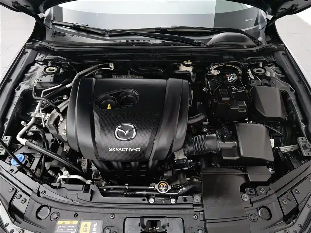 Mazda 3 Axela 2023