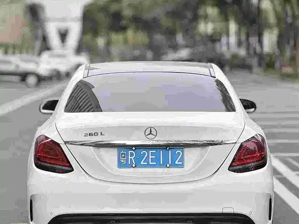 Mercedes-Benz C-Class 2019
