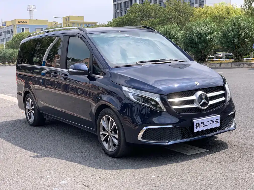 Mercedes-Benz V-Class 2022 — фото 3