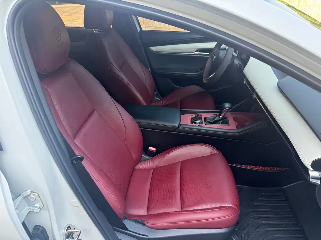 Mazda 3 Angkesela 2021
