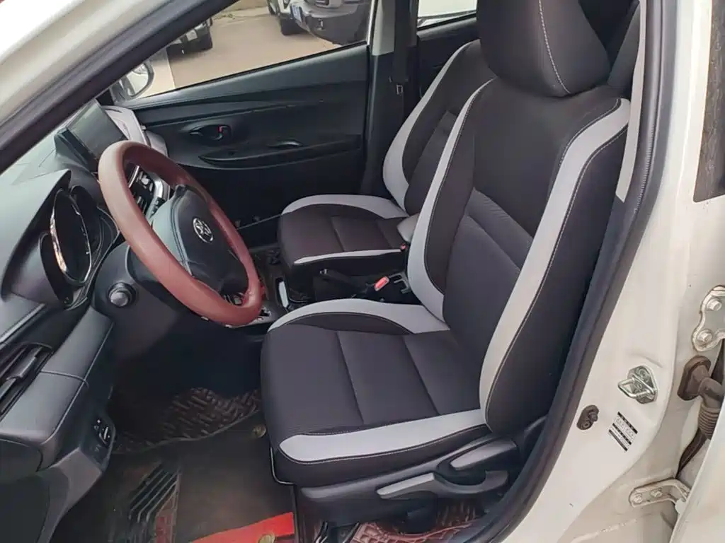 Toyota Yaris L 2021 — фото 15