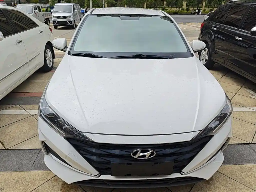 Hyundai Verna 2019 — фото 3