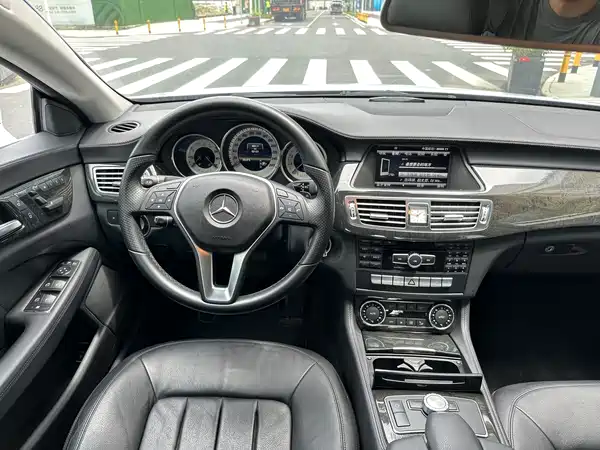 Mercedes-Benz CLS 2013