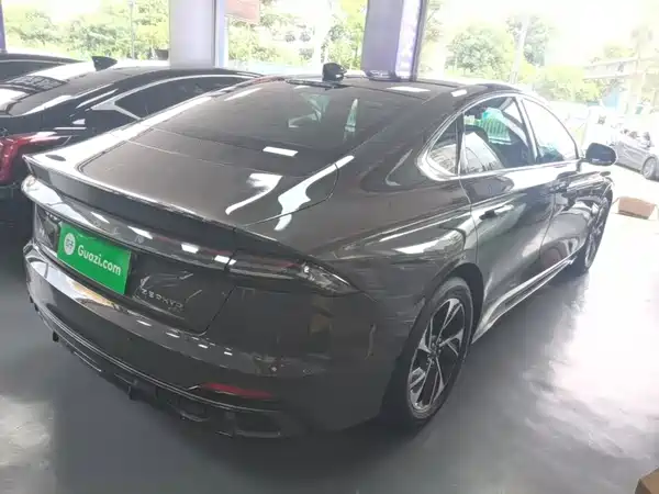 Lincoln Z 2022