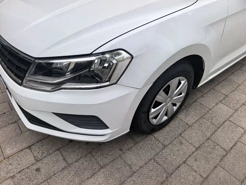 Volkswagen Jetta 2018 — фото 2