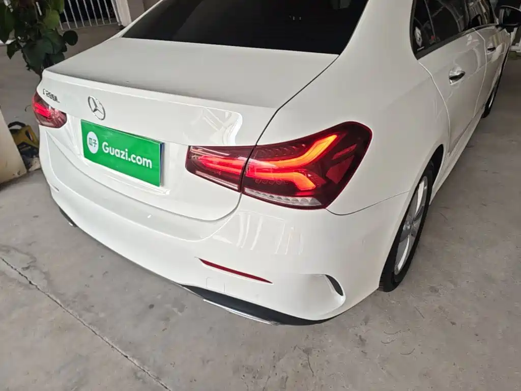 Mercedes-Benz A-Class 2020 — фото 8