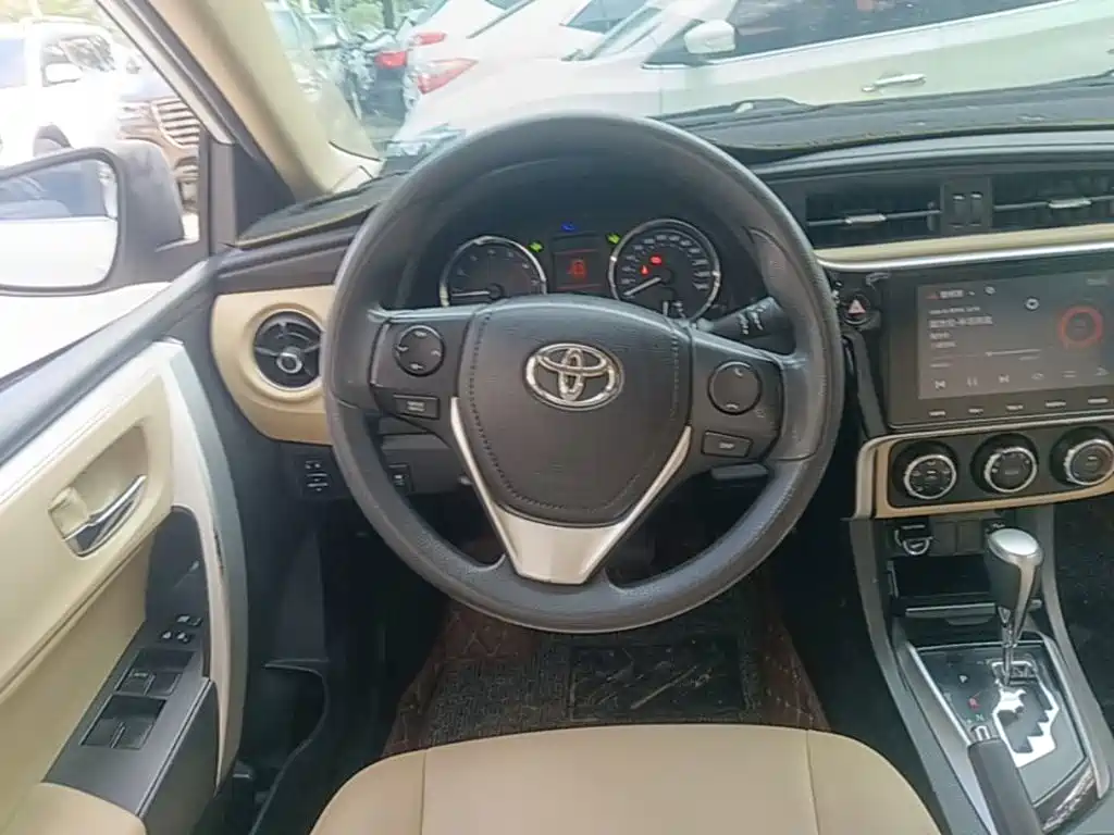 Toyota Corolla 2019 — фото 11
