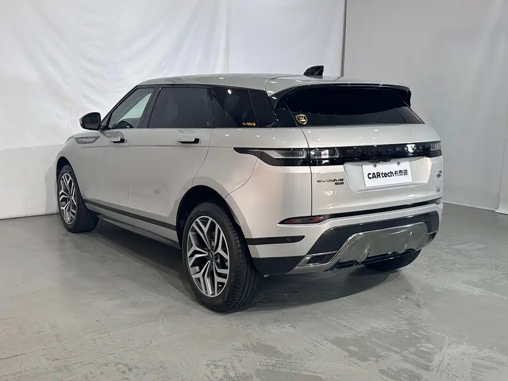 Land Rover Evoque 2023 — фото 18