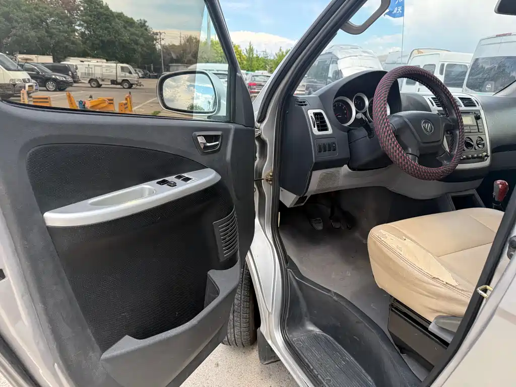 Foton Maverick E 2015 — фото 19