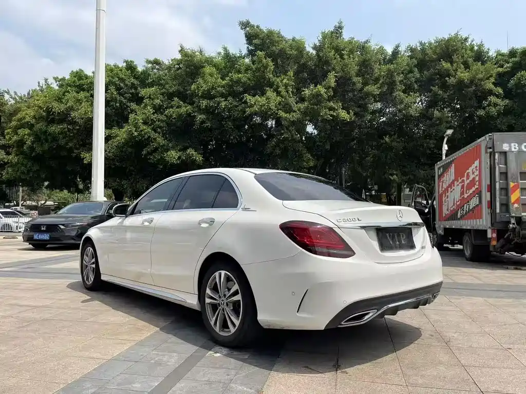 Mercedes-Benz C-Class 2020 — фото 10