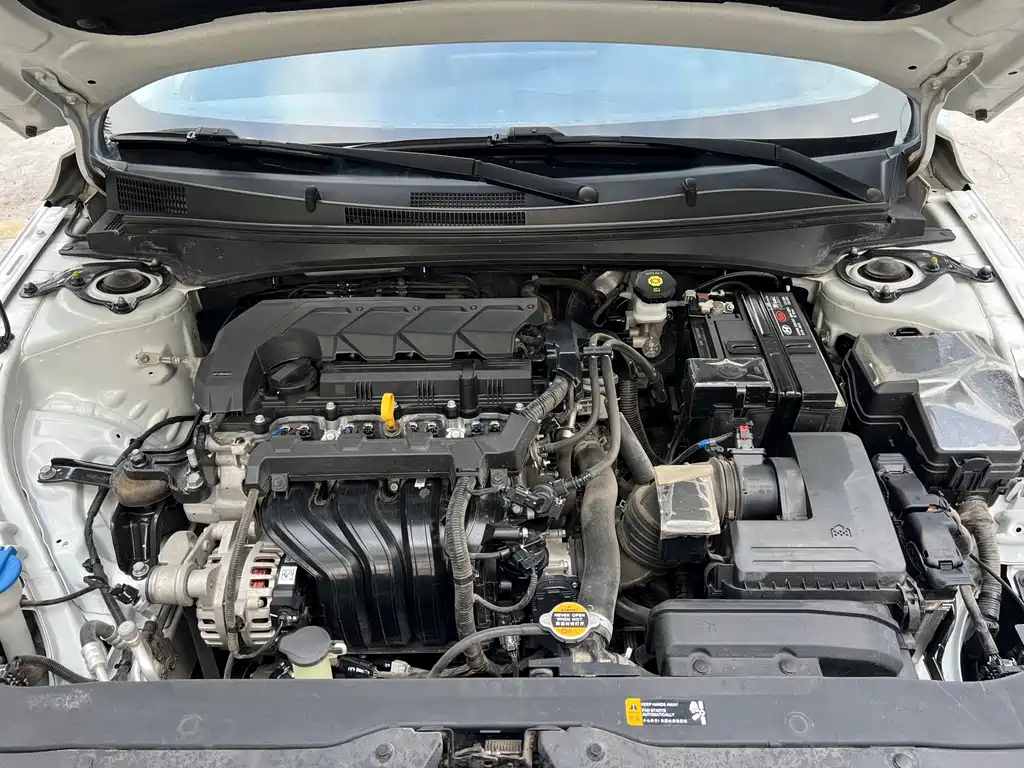 Hyundai Elantra 2024