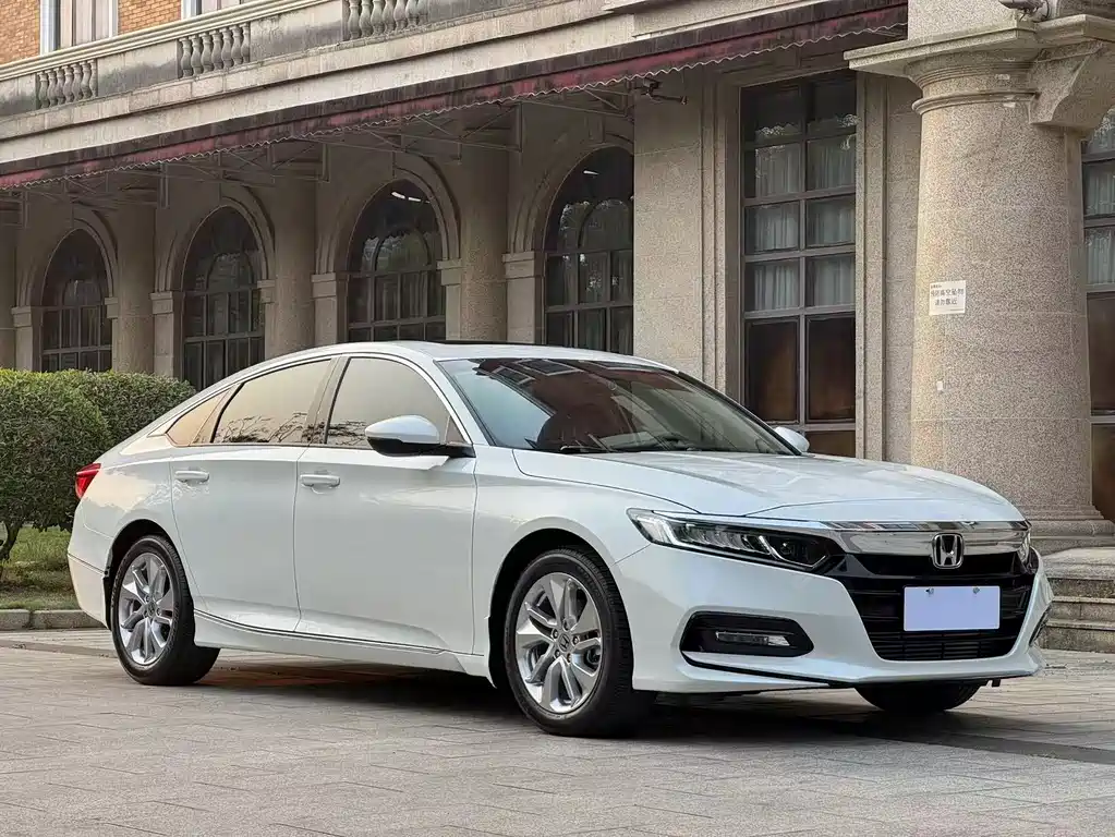 Honda Accord 2021 — фото 2