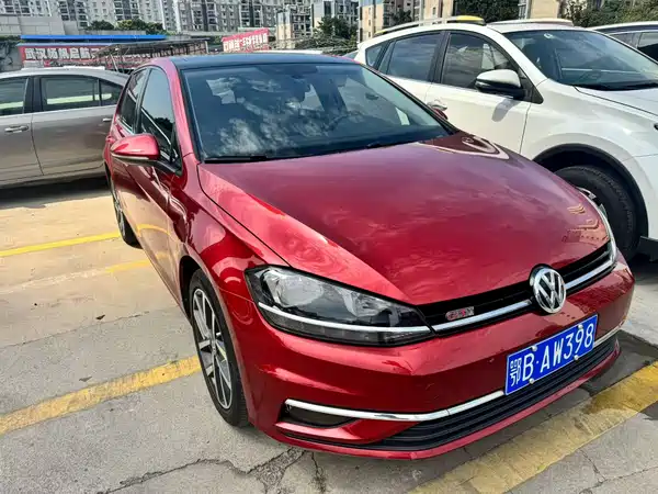 Volkswagen Golf 2020