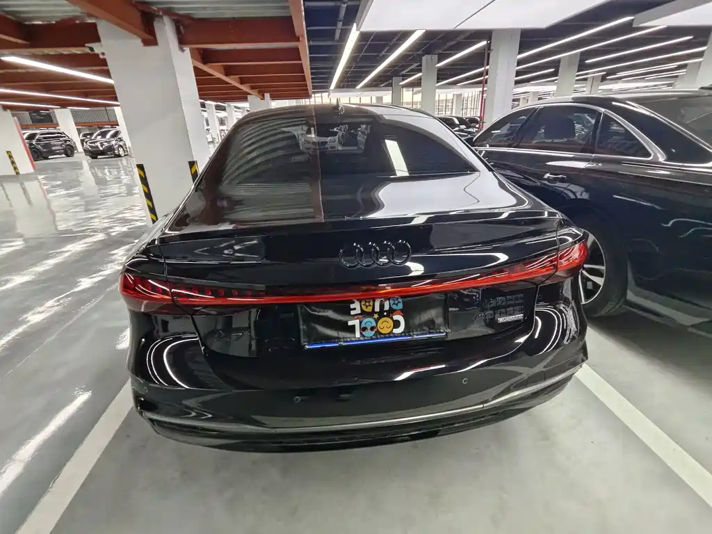 Audi A7L 2025 — фото 16