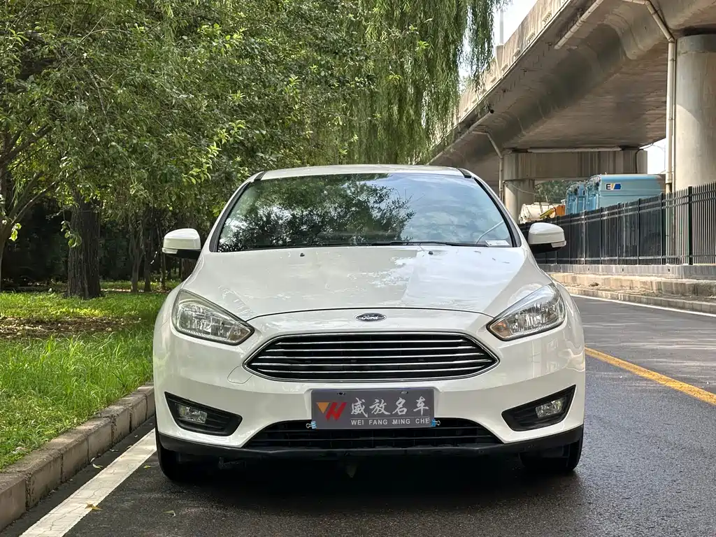 Ford Focus 2016 — фото 2