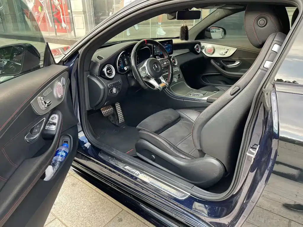 Mercedes-Benz C-Class AMG 2019 — фото 4