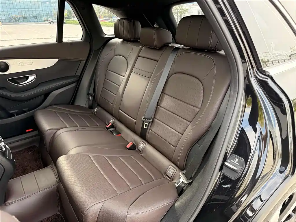 Mercedes-Benz GLC 2022 — фото 12