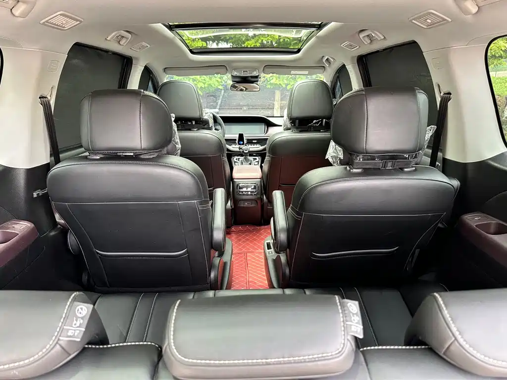 GAC Motor Trumpchi M6 2022 — фото 12