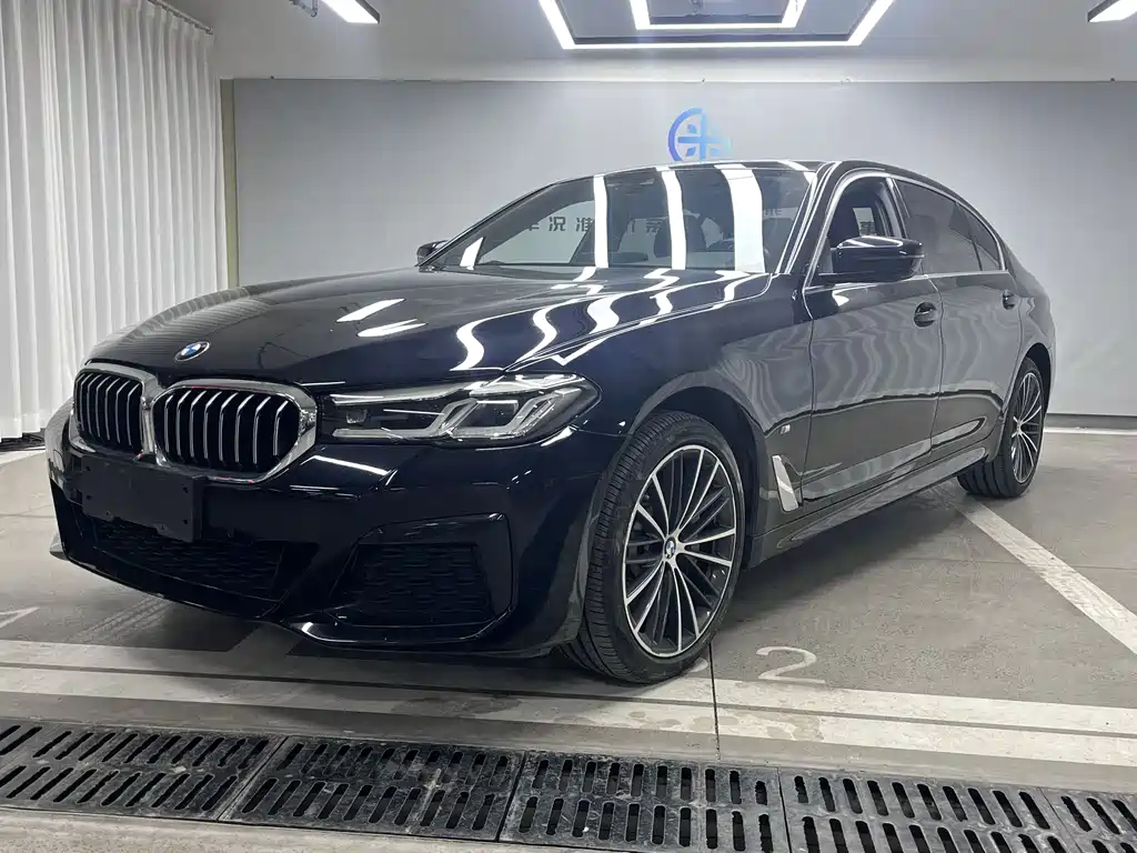 BMW 5 Series 2023