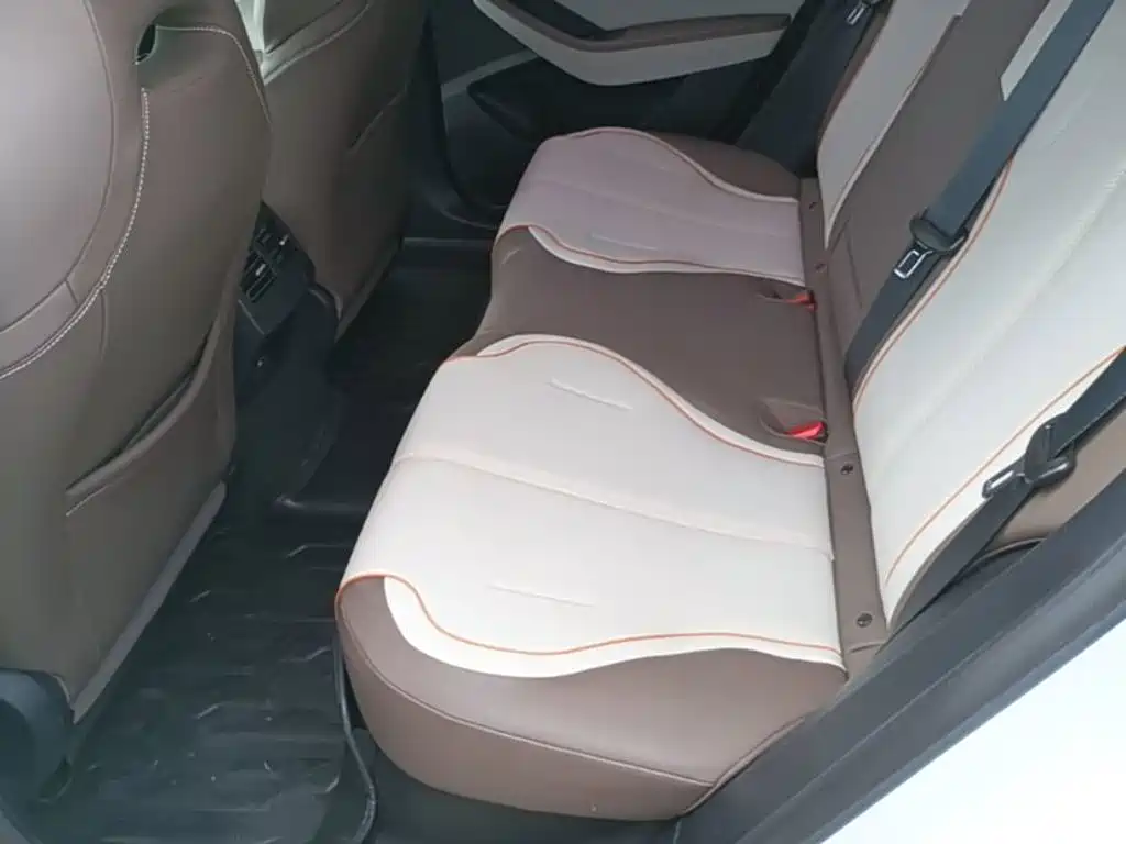 BYD Qin PLUS 2023 — фото 17