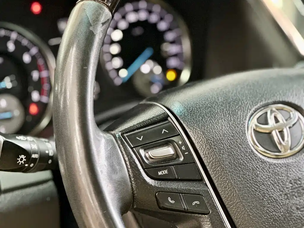 Toyota Alphard 2016 — фото 26