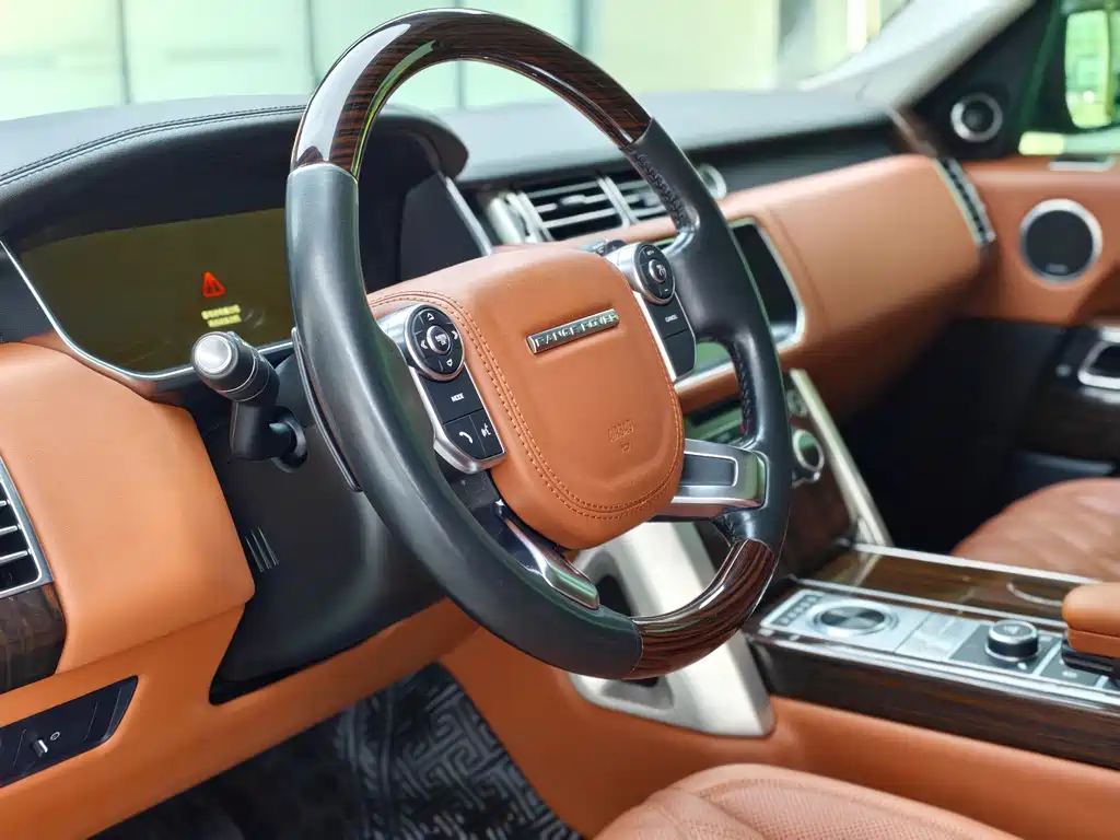 Land Rover Range Rover 2017 — фото 12
