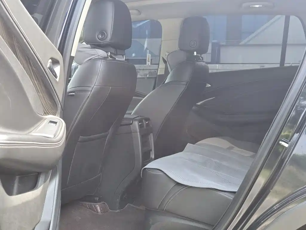 Buick Envision Plus 2020 — фото 12