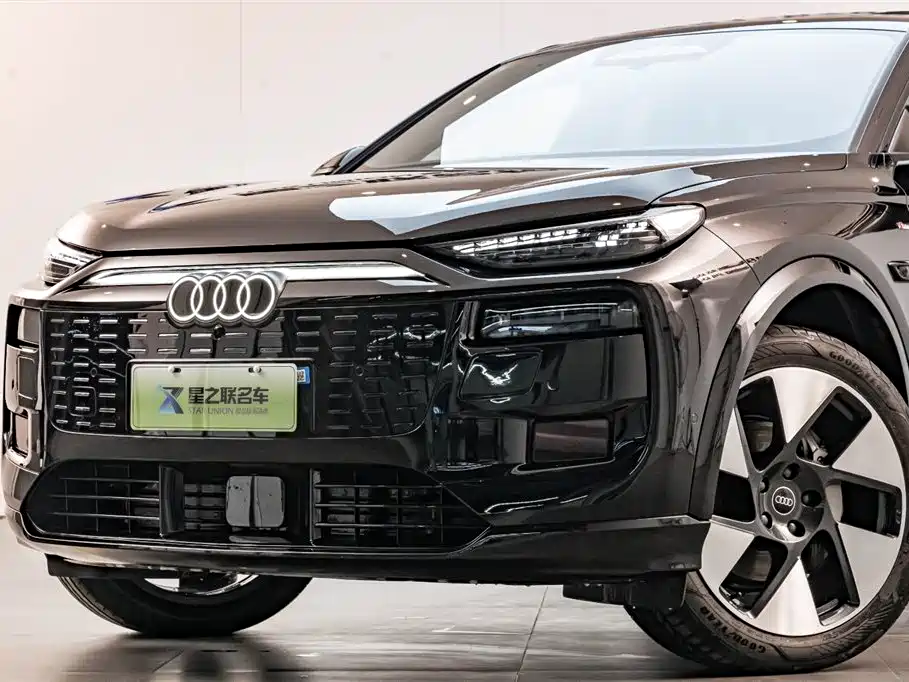 Audi Q6L e-tron 2025 — фото 2