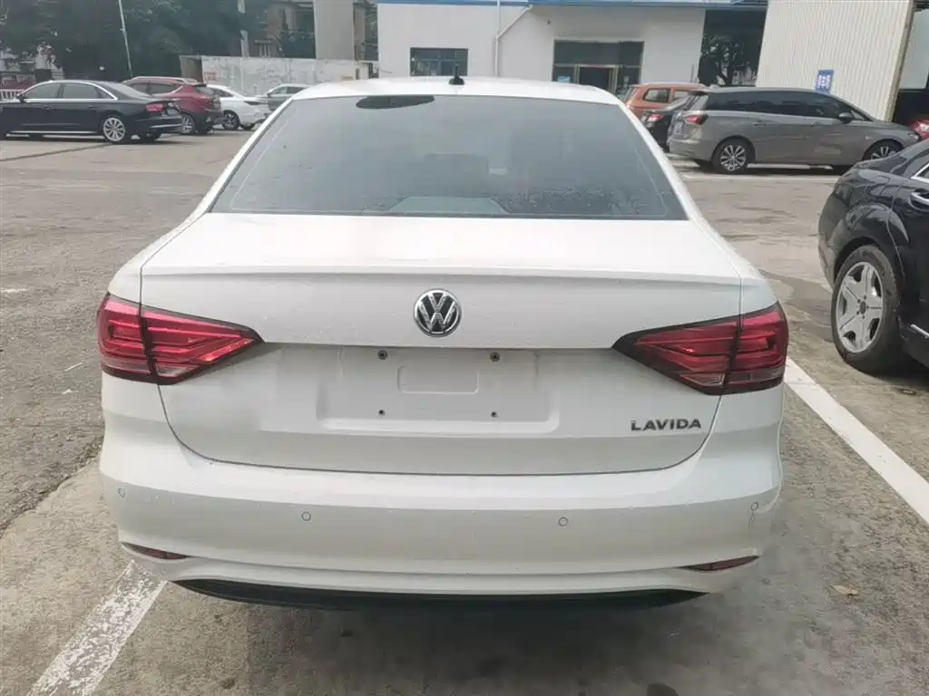 Volkswagen Lavida 2022