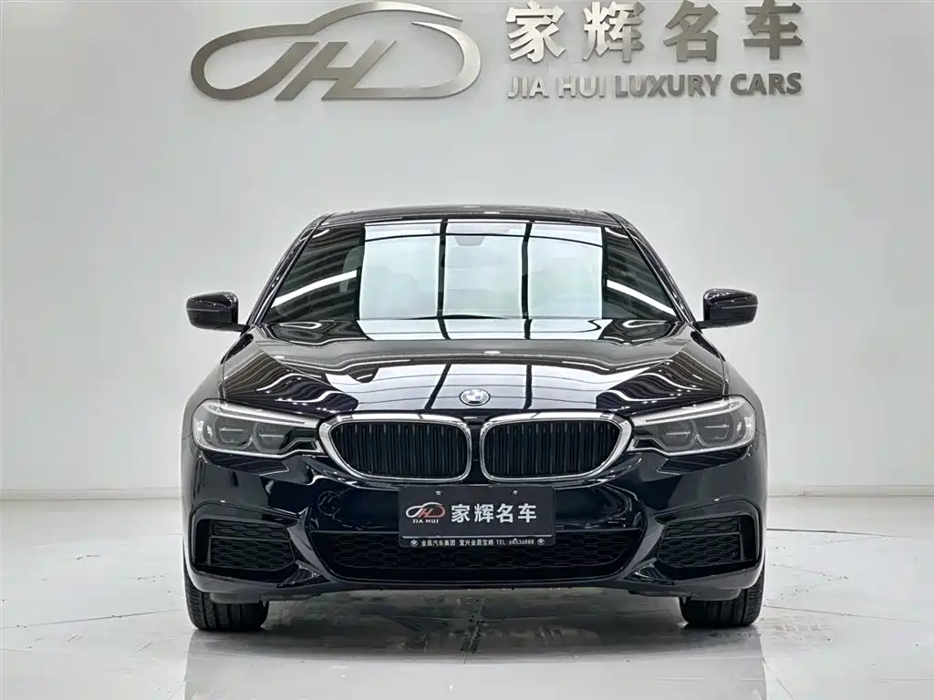 BMW 5 Series 2020 — фото 2