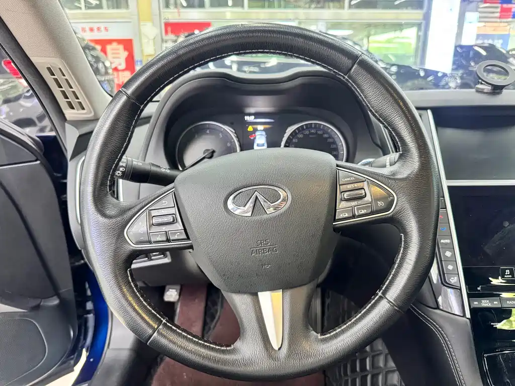 Infiniti Q50L 2018