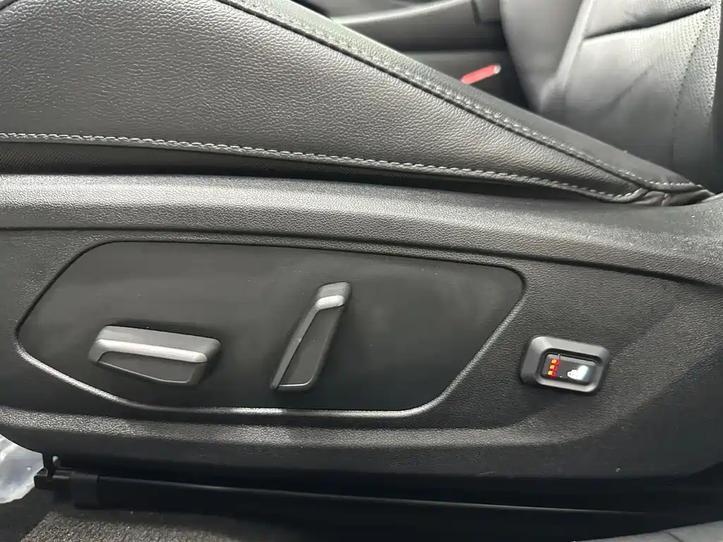 Hyundai Elantra 2024 — фото 18