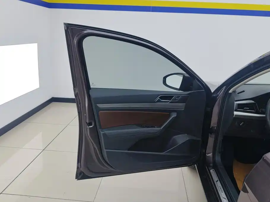 Volkswagen Lavida 2020