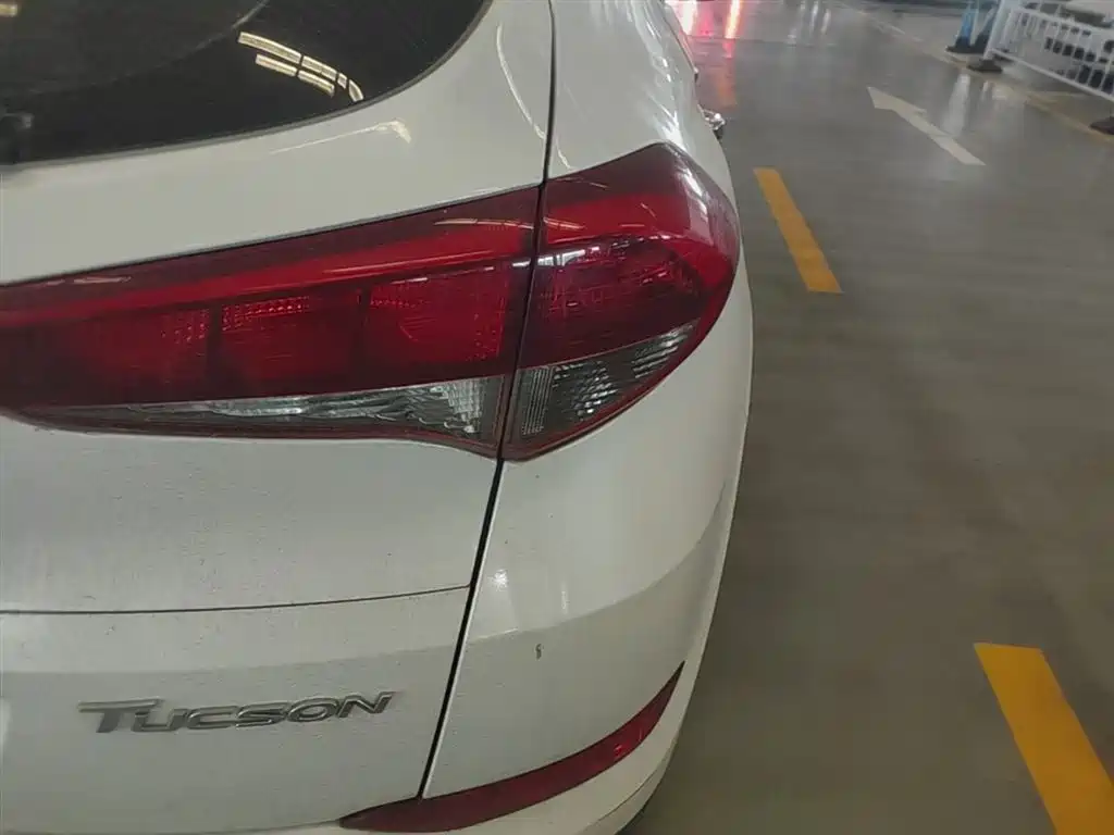 Hyundai Tucson 2018 — фото 8